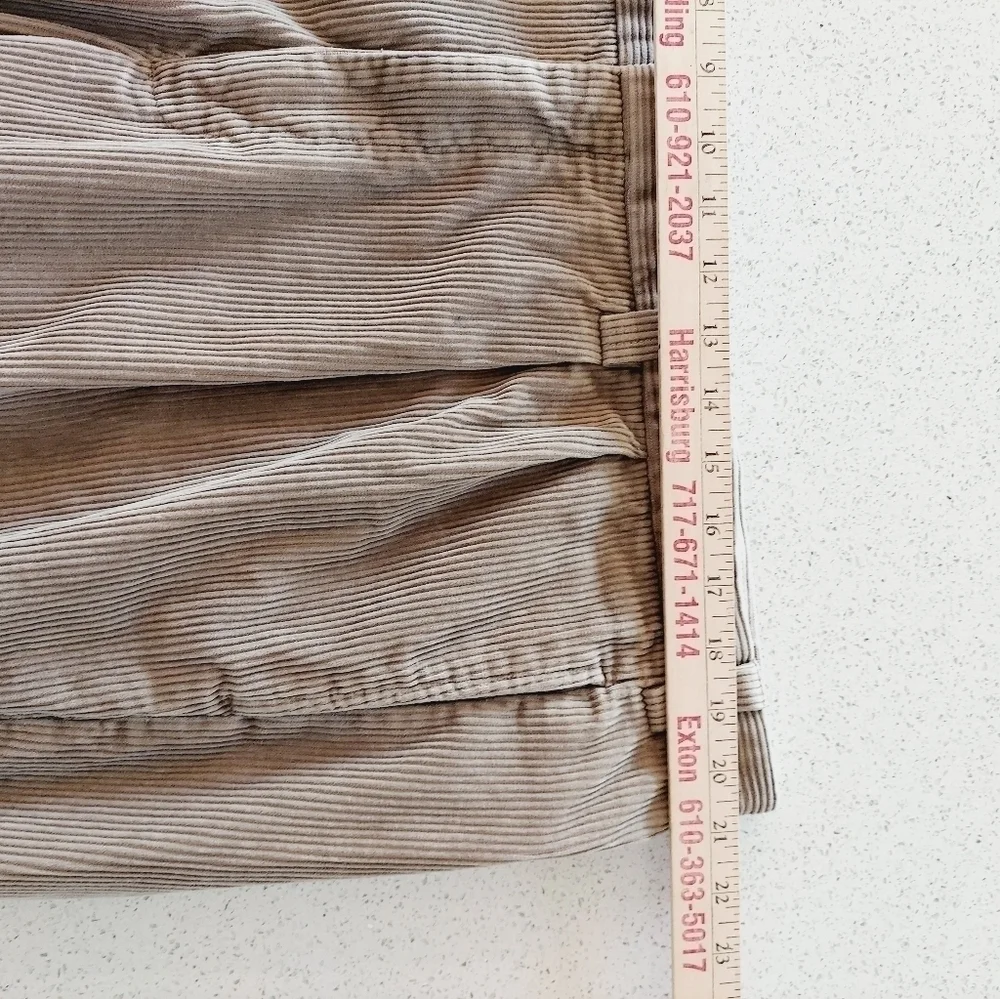 LL Bean Men's Corduroy Pants Classic Fit Khaki Tan Wide Wale Cord Size 42 X 33
